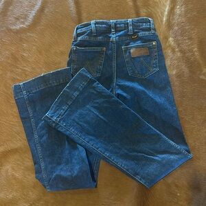 Wrangler high rise trouser.